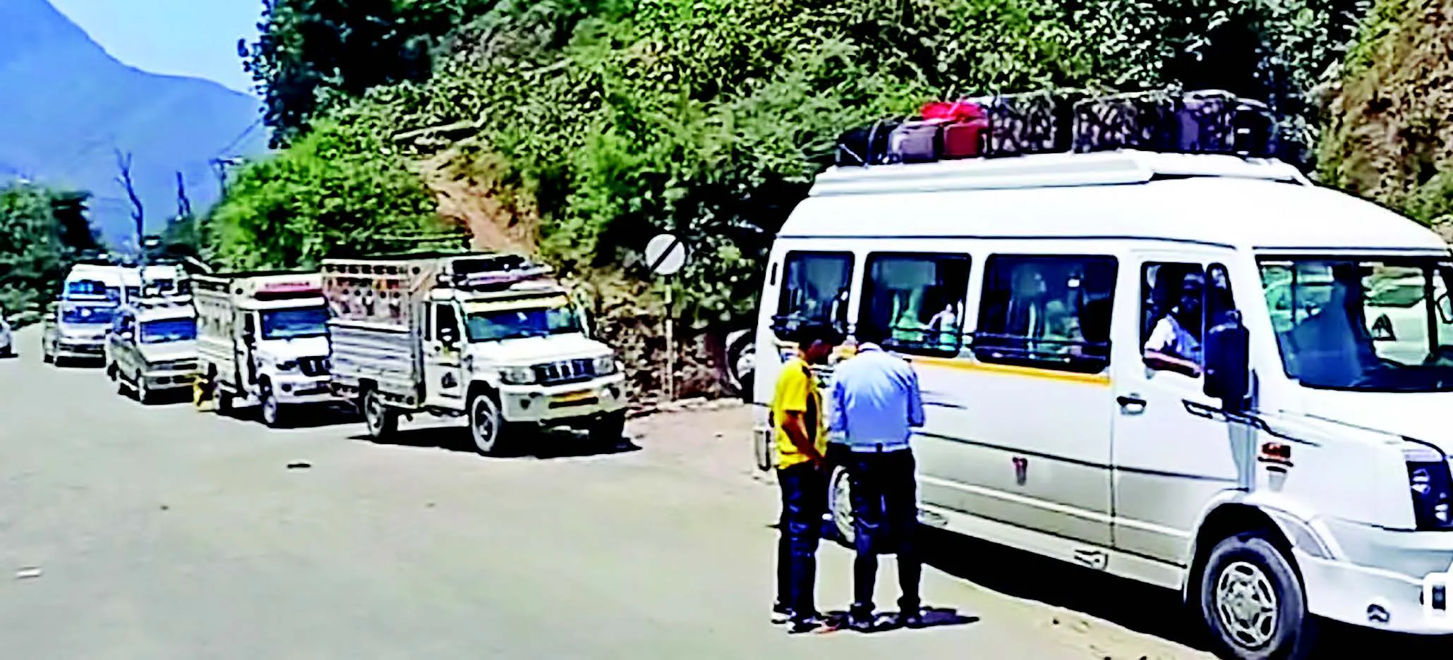 Srinagar Jammu Highway Remains Open Greater Kashmir srinagar-jammu-highway-remains-open-greater-kashmir