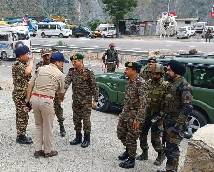 7000 pilgrims leaves Jammu for cave shrine Greater Kashmir